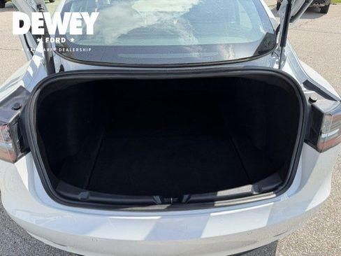 Used 2021 Tesla Model 3 Long Range AWD/4WD image 23
