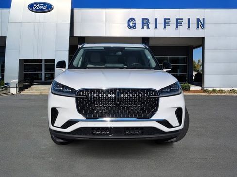 New 2026 Lincoln Aviator Reserve w/ Luxury Package image 12