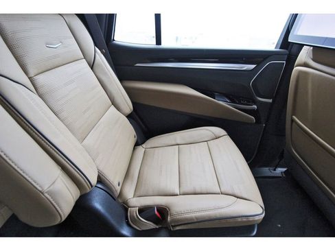 New 2026 Cadillac Escalade Luxury w/ Touring Package AWD/4WD image 11