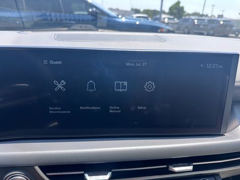 Used 2025 Hyundai Sonata SEL FWD image 12