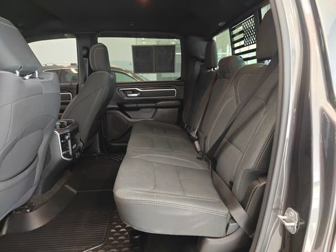 Used 2022 RAM 1500 Big Horn AWD/4WD image 12