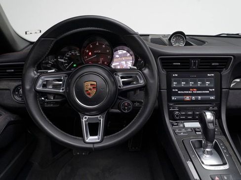 Used 2017 Porsche 911 Carrera GTS w/ GTS Interior Package RWD image 17