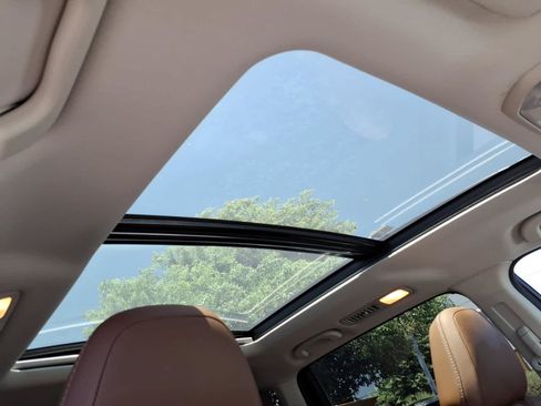 Certified 2023 Subaru Ascent Touring AWD/4WD image 17