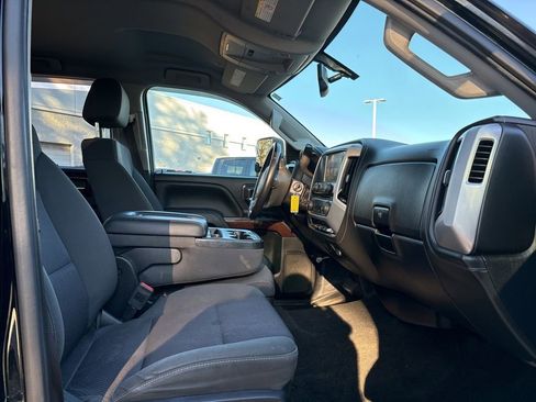 Used 2017 GMC Sierra 2500 SLE image 18
