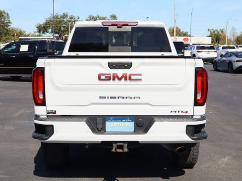 Used 2022 GMC Sierra 2500 AT4 w/ AT4 Premium Plus Package image 7