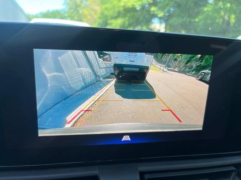 Used 2025 Chevrolet TrailBlazer LS w/ LS Convenience Package AWD/4WD image 3