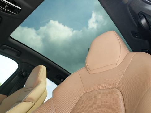 Certified 2022 Porsche Cayenne Coupe AWD/4WD image 23