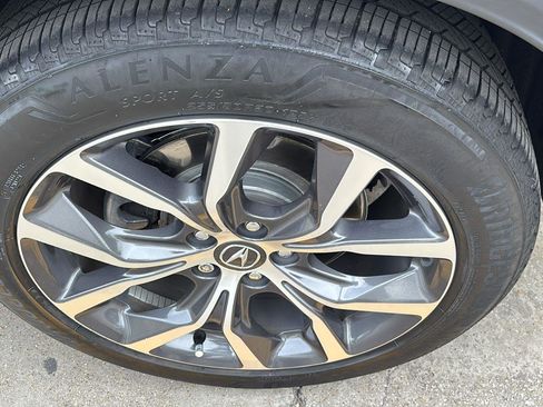 Used 2022 Acura MDX FWD w/ Technology Package image 11