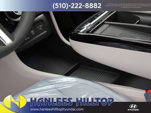 New 2026 Hyundai Tucson Limited image 14