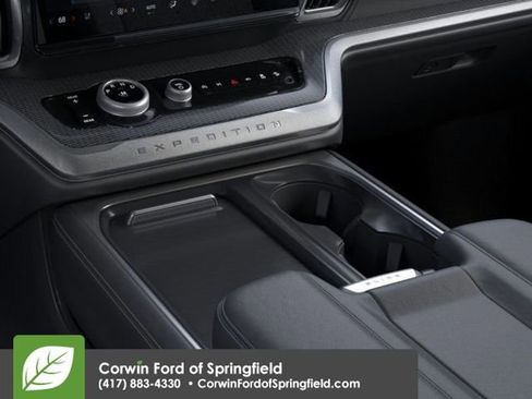 New 2026 Ford Expedition Platinum image 17