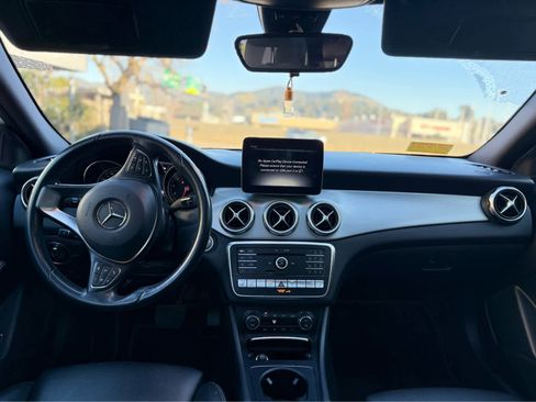 Used 2019 Mercedes-Benz GLA 250 4MATIC image 7