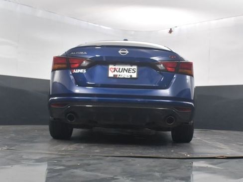 Used 2023 Nissan Altima 2.5 SR image 48