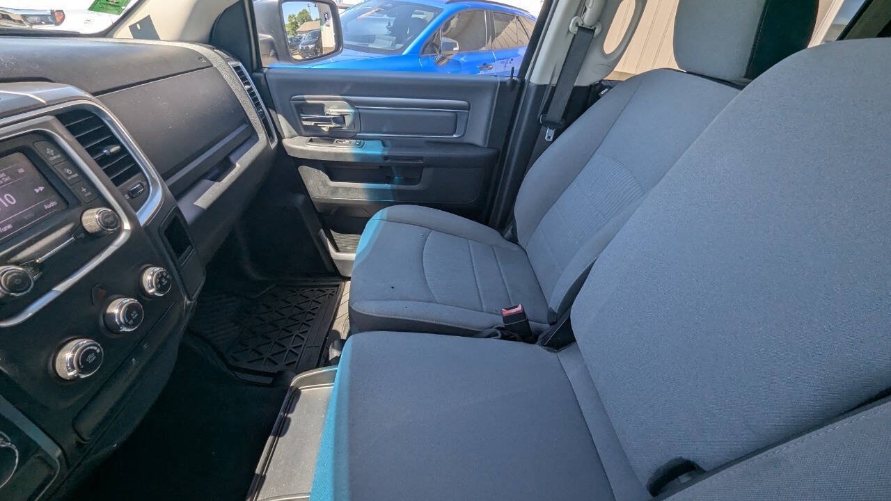 Used 2021 RAM 1500 Classic SLT RWD image 24