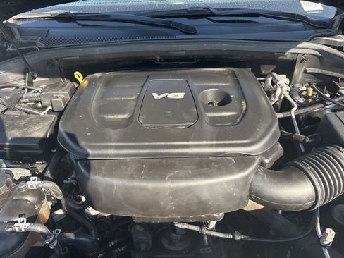 Used 2017 Jeep Grand Cherokee Overland image 34