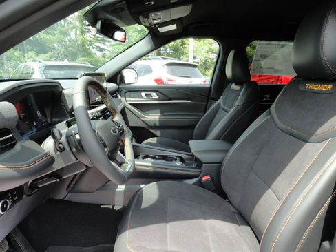 New 2026 Ford Explorer Tremor w/ Tremor Convenience Package AWD/4WD image 13