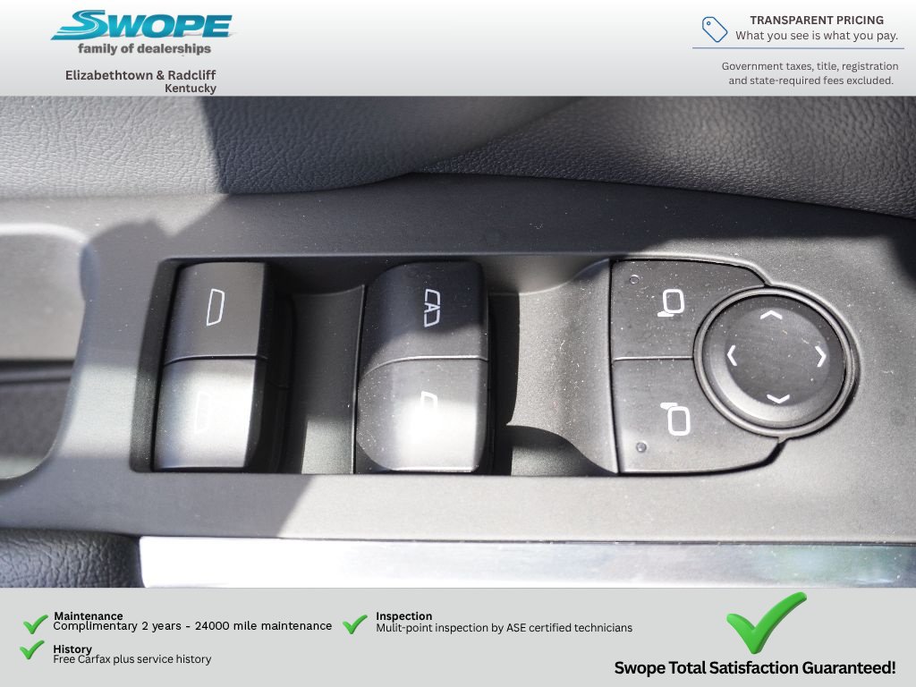 Used 2025 Chevrolet Traverse LT FWD image 15