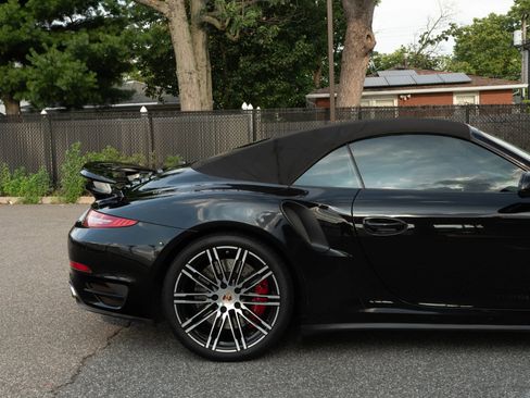Used 2014 Porsche 911 Turbo image 24