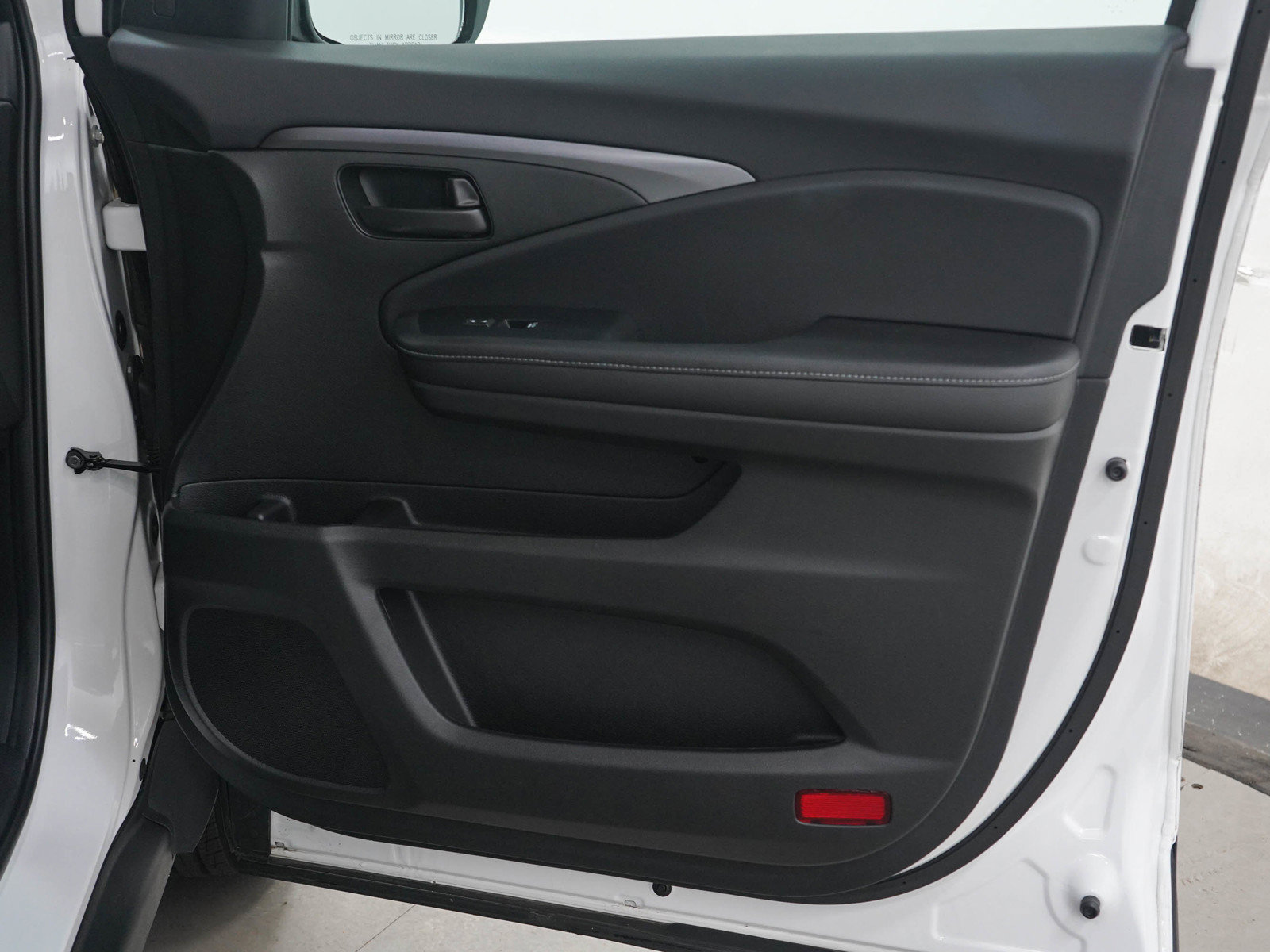 Used 2024 Honda Passport EX-L image 9
