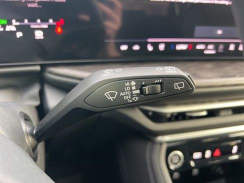 Certified 2025 Audi Q5 2.0T Premium Plus w/ Premium Plus image 16