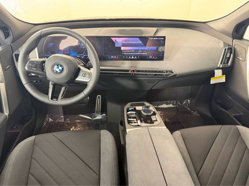 New 2026 BMW iX xDrive60 w/ M Sport Package image 11