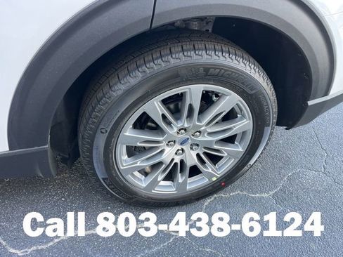 New 2026 Ford Explorer Platinum RWD image 18