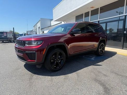 New 2026 Jeep Grand Cherokee Limited AWD/4WD image 7