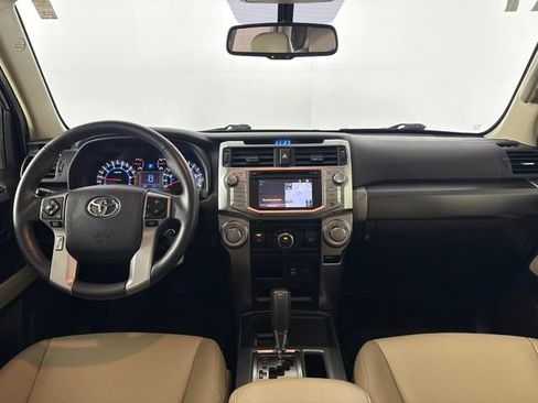 Used 2017 Toyota 4Runner SR5 Premium RWD image 29