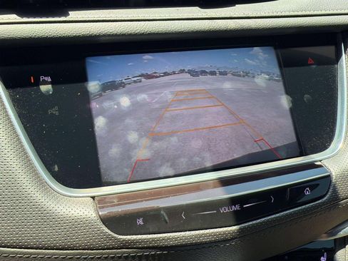 Used 2017 Cadillac XT5 Luxury FWD image 15