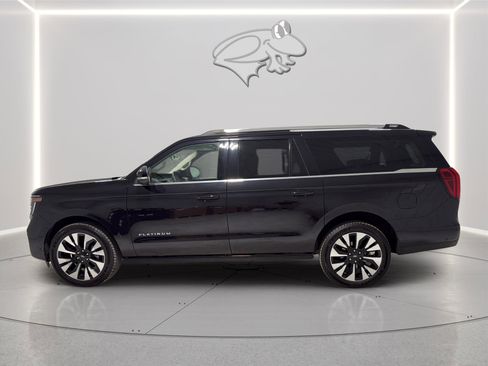 New 2025 Ford Expedition Max Platinum w/ Platinum Ultimate Package AWD/4WD image 2