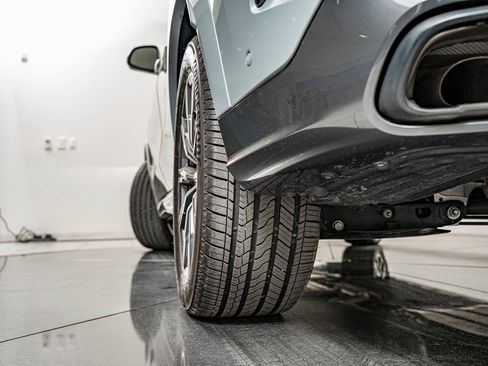 Used 2024 BMW X6 xDrive40i w/ Premium Package image 44