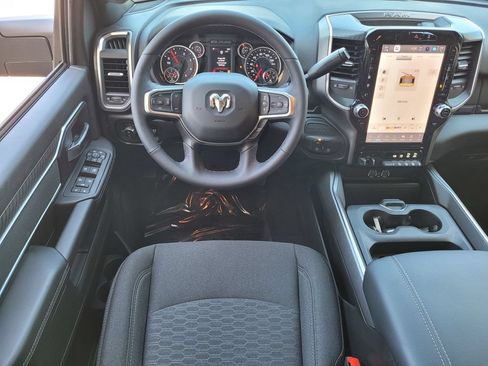 New 2026 RAM 2500 Big Horn AWD/4WD image 5