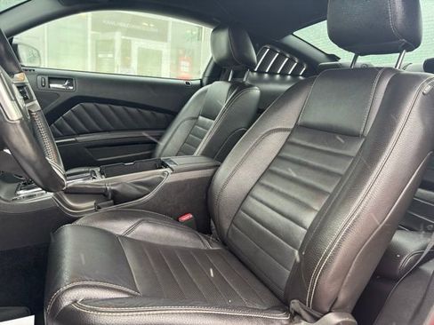 Used 2011 Ford Mustang Premium w/ V6 Coupe Accessory Pkg 1 image 18