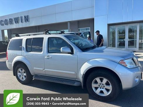 Used 2012 Nissan Pathfinder SV AWD/4WD image 3