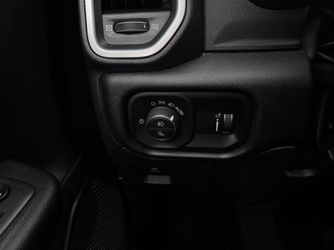 Used 2023 RAM 1500 Big Horn AWD/4WD image 25
