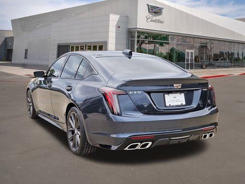New 2026 Cadillac CT5 V image 4