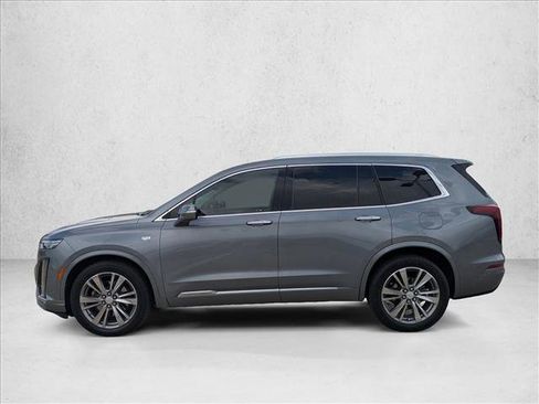 Used 2022 Cadillac XT6 Premium Luxury w/ Technology Package image 9