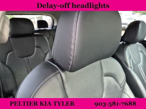 Certified 2023 Kia Sorento SX FWD image 18