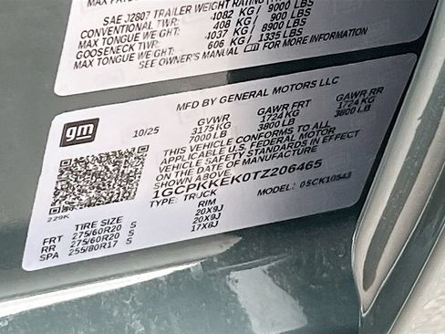 Used 2026 Chevrolet Silverado 1500 LT AWD/4WD image 32