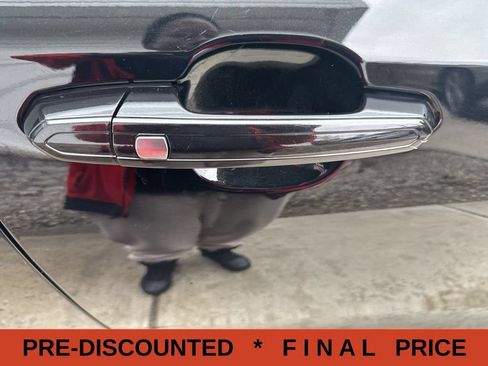 Used 2024 Cadillac XT4 Sport AWD/4WD image 25
