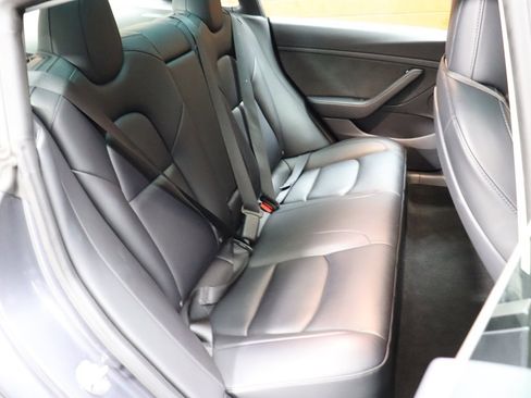 Used 2023 Tesla Model 3 Standard Range image 64