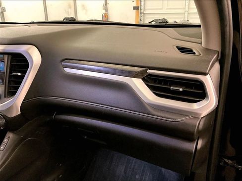 Used 2019 GMC Acadia SLT w/ Black Edition AWD/4WD image 15