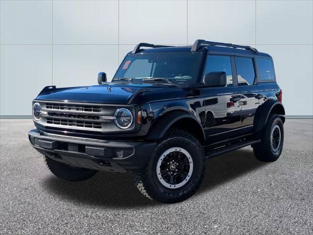 Used 2023 Ford Bronco 4-Door w/ Sasquatch Package AWD/4WD image 1