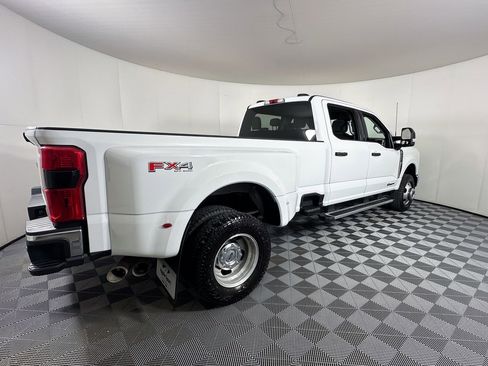 Used 2024 Ford F350 XLT w/ 360-Degree Camera Package AWD/4WD image 4