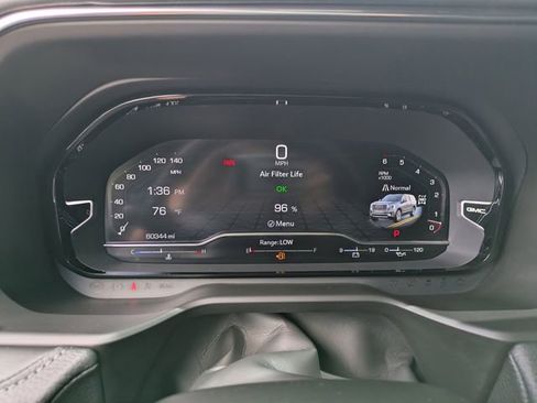 Used 2024 GMC Yukon XL Denali AWD/4WD image 31