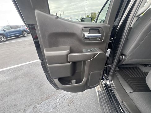 Used 2023 GMC Sierra 1500 Pro w/ Graphite Edition AWD/4WD image 11