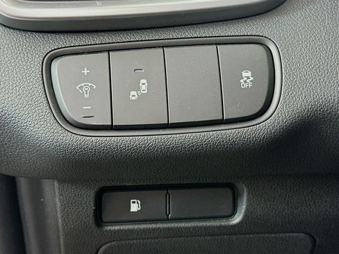Used 2020 Kia Sorento LX FWD image 17
