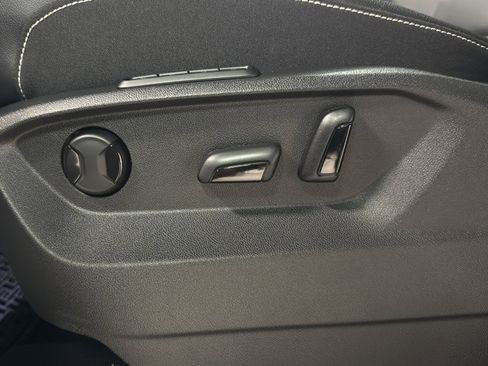 New 2026 Volkswagen Atlas SEL image 17