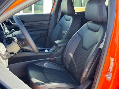 New 2026 Jeep Compass Latitude image 25