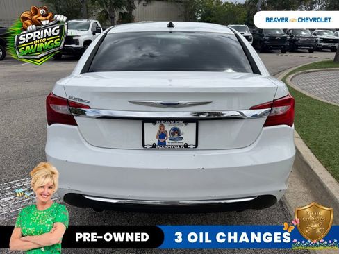 Used 2013 Chrysler 200 LX image 5