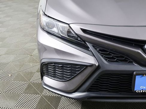 Used 2024 Toyota Camry SE FWD image 10